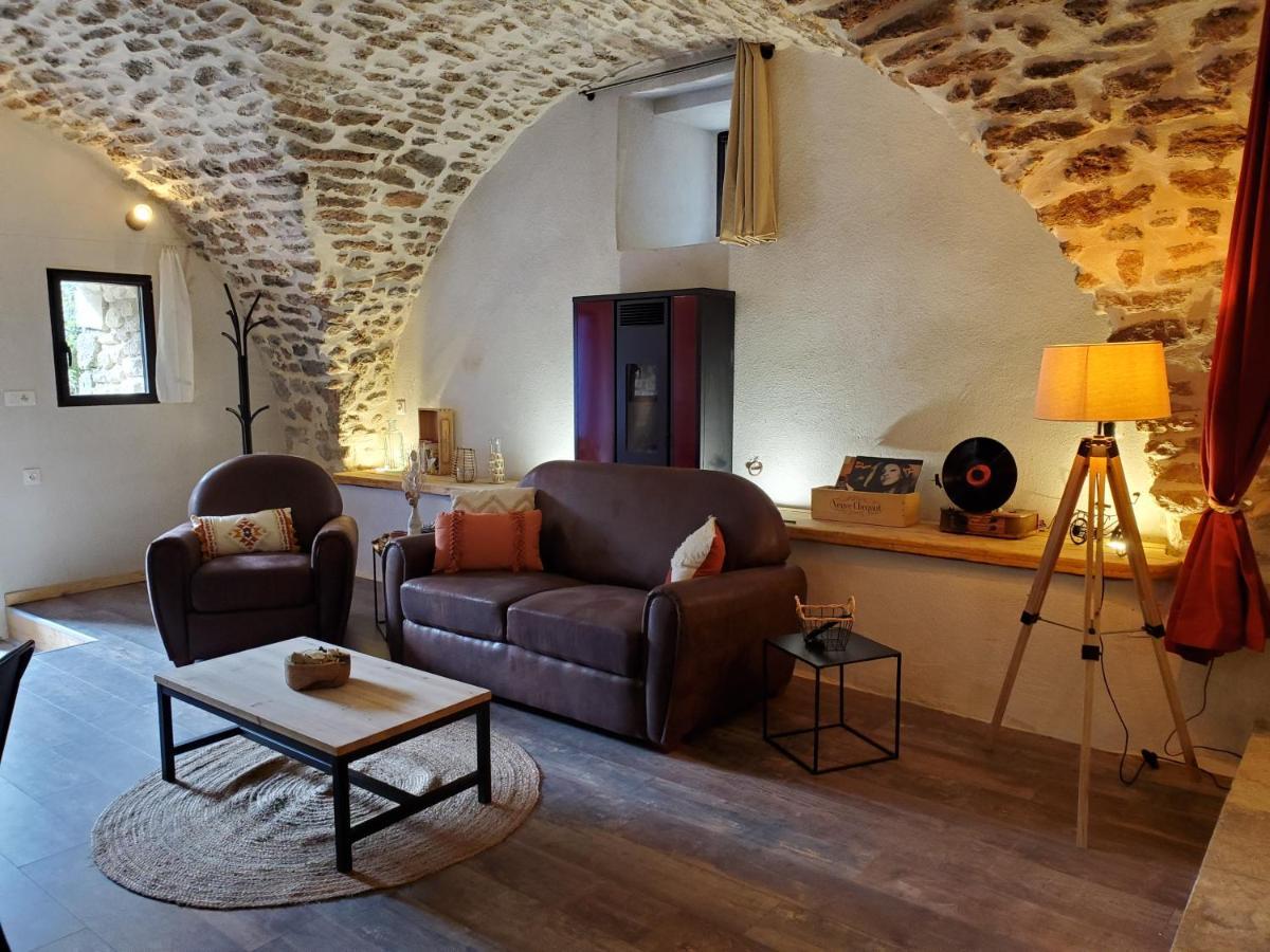 Moulin De Bonfilhon Bed & Breakfast Cornillon-Confoux Екстериор снимка