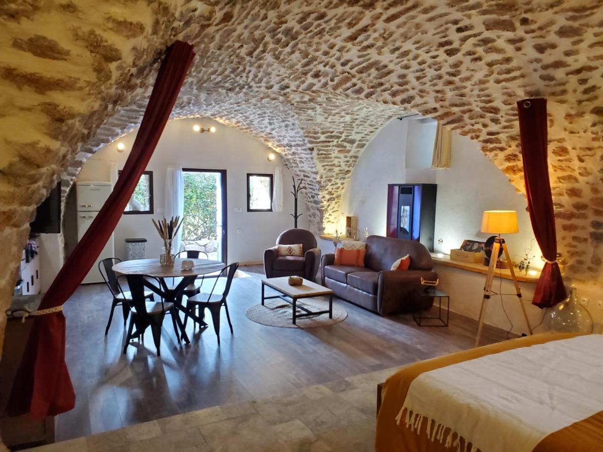 Moulin De Bonfilhon Bed & Breakfast Cornillon-Confoux Екстериор снимка