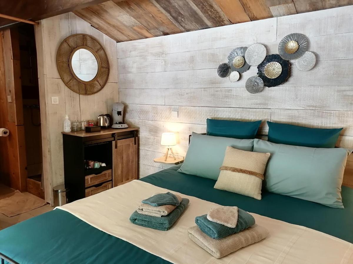 Moulin De Bonfilhon Bed & Breakfast Cornillon-Confoux Екстериор снимка