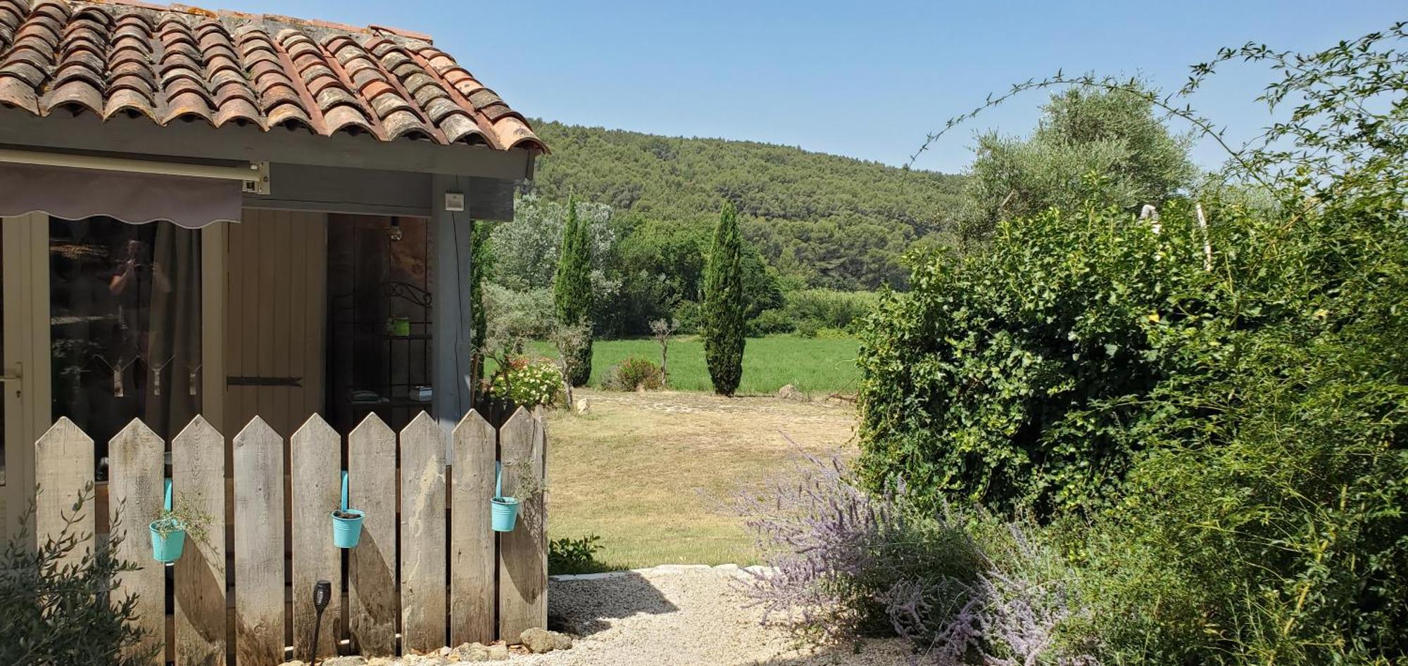 Moulin De Bonfilhon Bed & Breakfast Cornillon-Confoux Екстериор снимка
