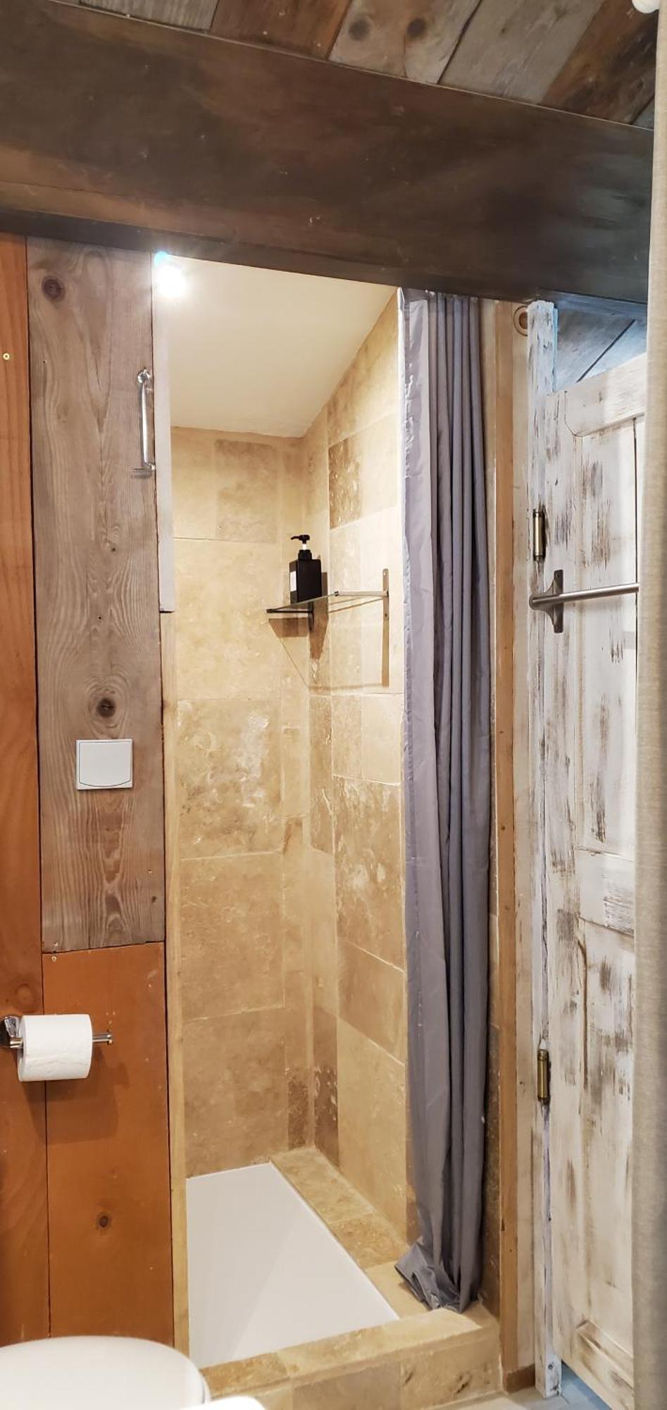 Moulin De Bonfilhon Bed & Breakfast Cornillon-Confoux Екстериор снимка
